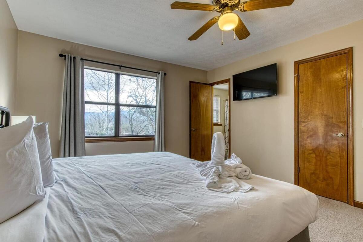 Pinecrest Townhomes-1King-2Queen Unit-Updated Pigeon Forge Exteriér fotografie